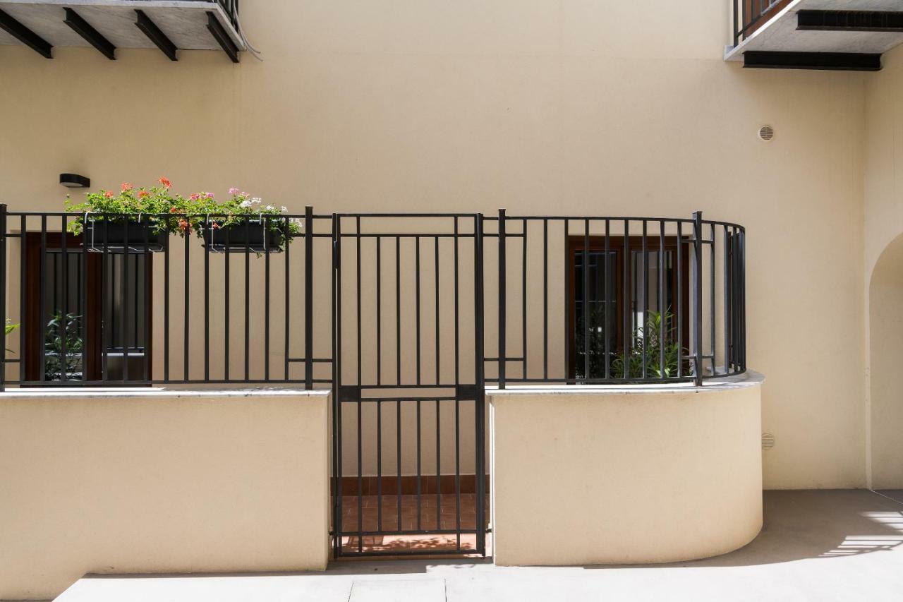 A&G Dimore Di Famiglia - Un Lusso Garbato Palermo Bagian luar foto